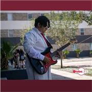 Guitarrista con 5 años de experiencia impartiendo clases para diferentes grupos de edades